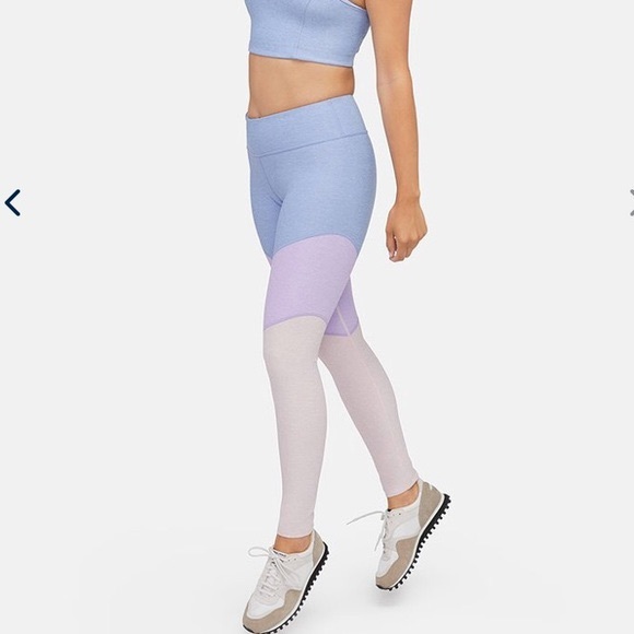 RESTOCKED!! NWT Outdoor Voices Lilac 7/8 Leggings - Picture 6 of 6